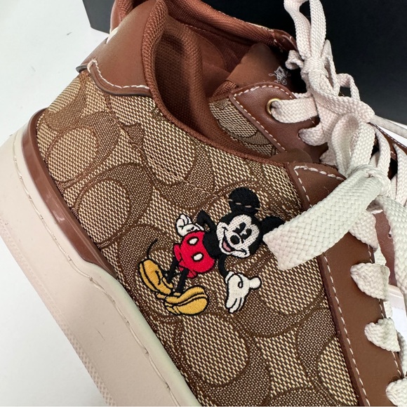 Disney Coach Clip Low Top Sneaker In Signature Jacquard With Mickey Mouse cn431 - Picture 7 of 8